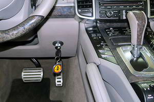 Porsche Cayenne II. kormányzár beszerelés Porsche Cayenne II. kormányzár beszerelés